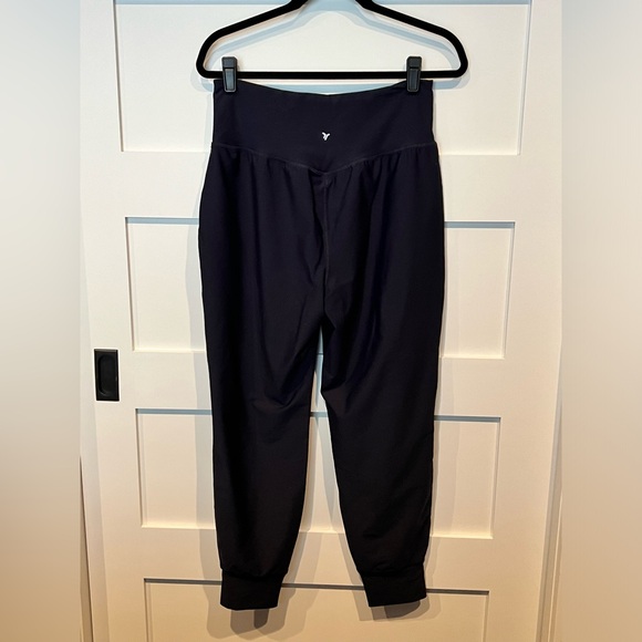 Old Navy power soft high rise joggers - Picture 2 of 4